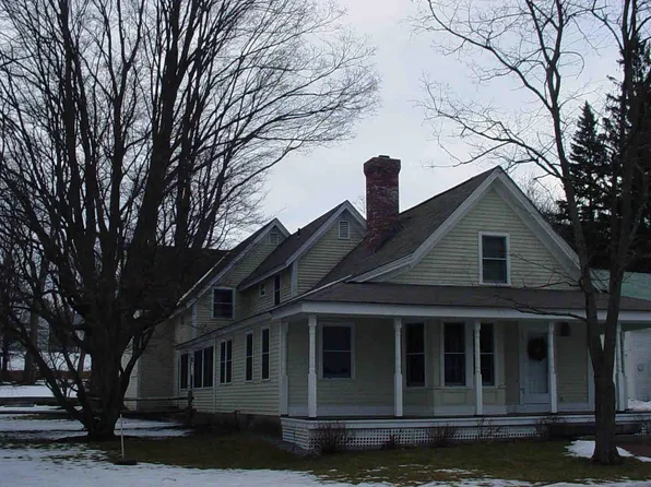 73 Main Street, Henniker, NH 03242