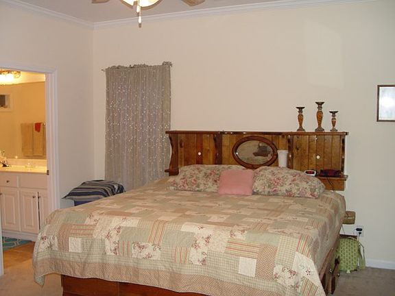 5th image of 101 Garden Terrace Dr
