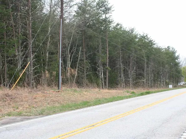 Peachtree Rd, Chesnee, SC 29323