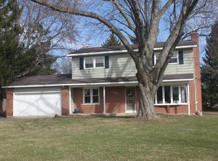 1235 Pleasant Dr, Elgin, IL 60123