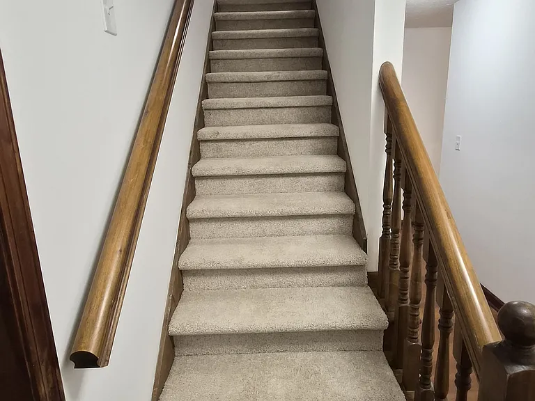 Let's take a tour upstairs