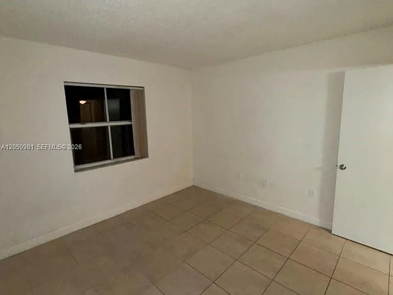 8200 SW 210th St #303 — Photo 3