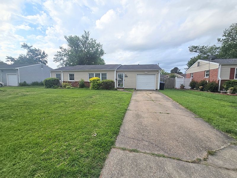 1st image of 3109 Bowling Green Dr