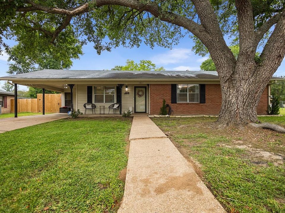 1st image of 2304 Kaynell Dr