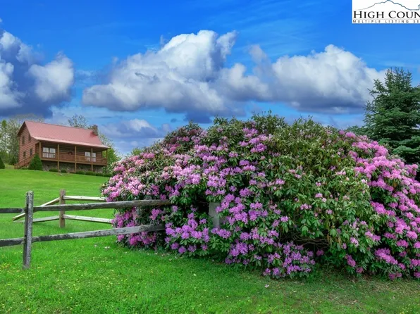 170 Camelot Drive, Banner Elk, NC 28604