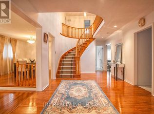 101 Summerdale Dr, Markham, ON L3T 6W3