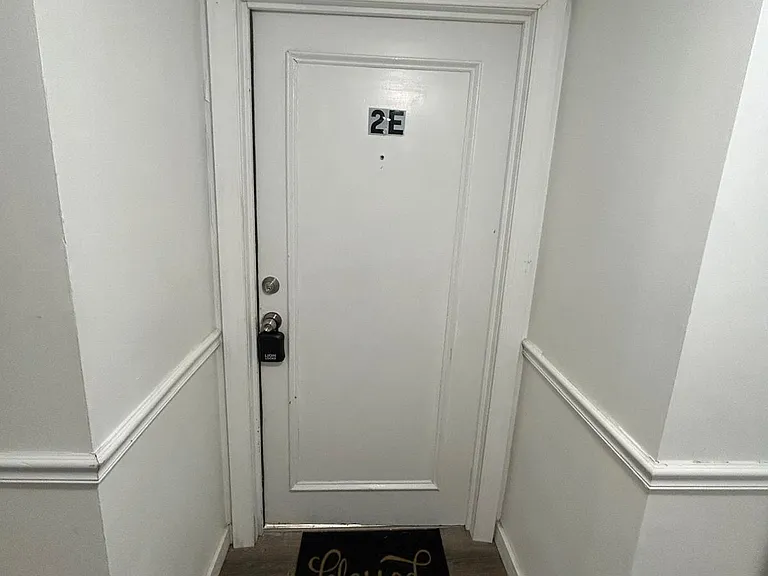 334 S Main St #2E — Photo 1