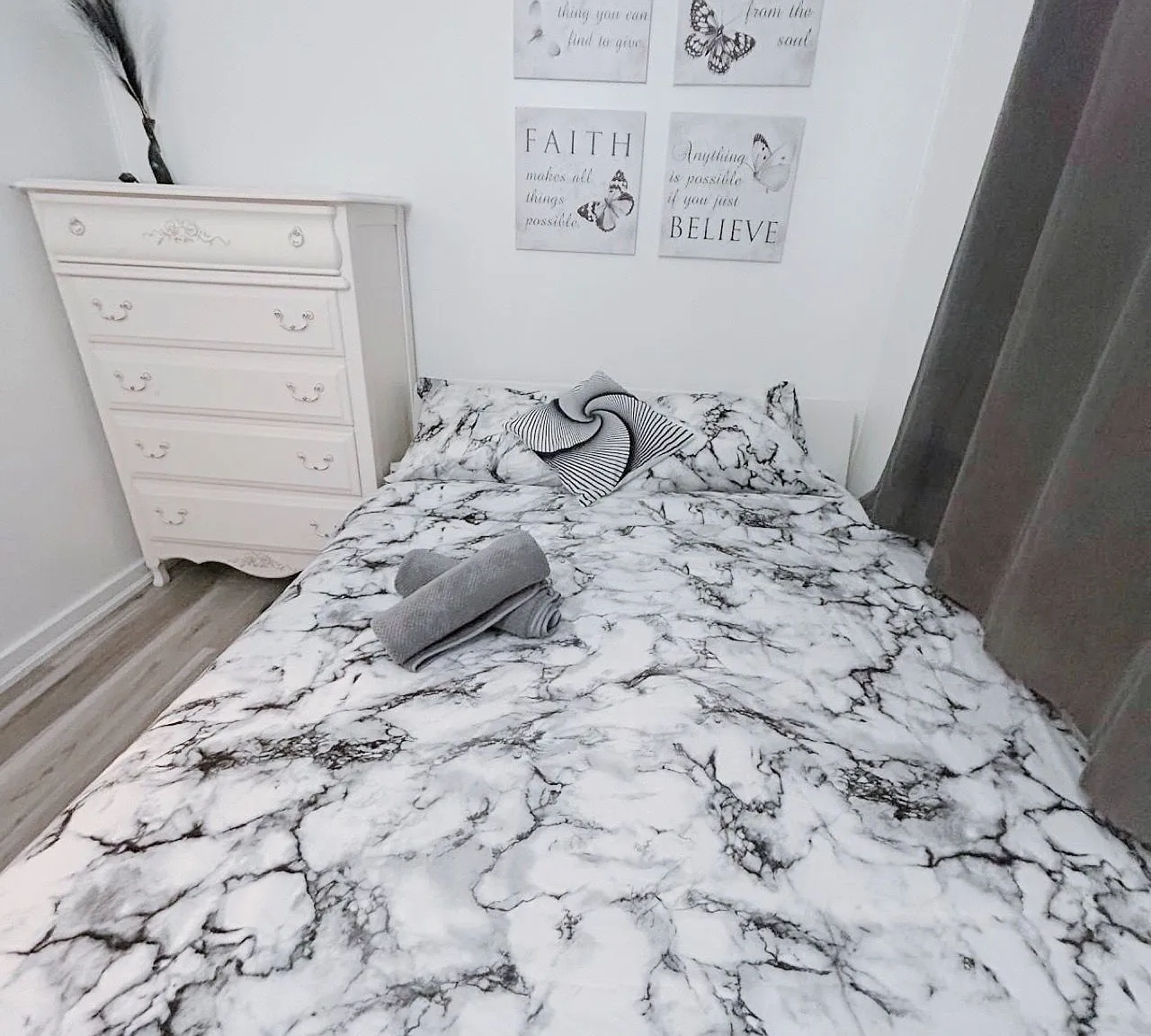 2 bed, $2,600 — Photo 4