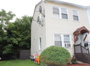 34 Washington Pl, Newburgh, NY 12550