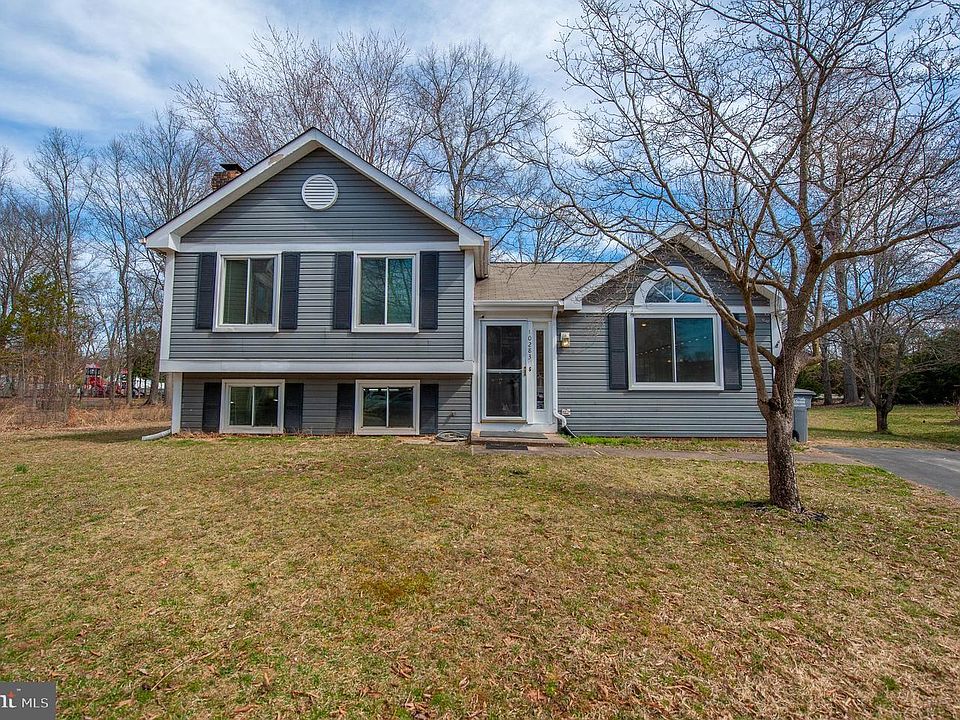 1st image of 10283 Westwood Ct
