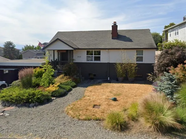 2526 NW 194th Place, Shoreline, WA 98177