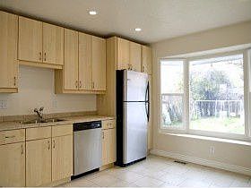 5th image of 1715 E White Ave