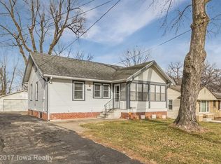 2715 Arnold Rd, Des Moines, IA 50310