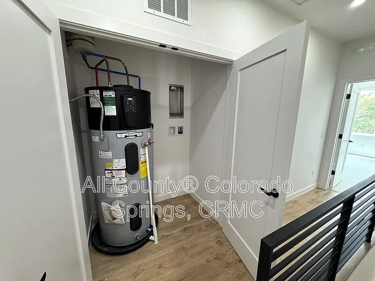 2512 1/2 W Bijou St — Photo 17