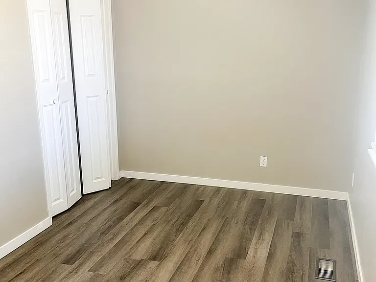 627 Lilac Ave — Photo 15