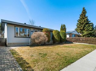 1417 N McCrimmon Dr, Carstairs, AB T0M 0N0