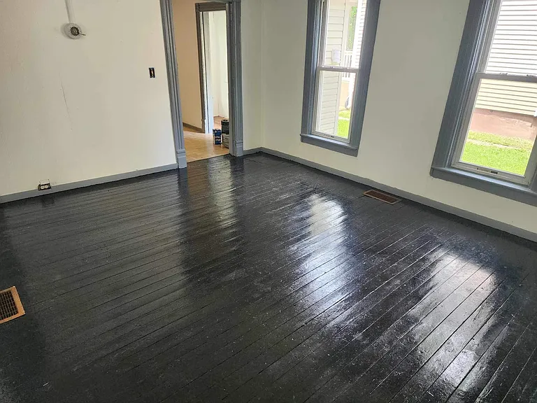 631 Main St #1 — Photo 6