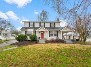 516 Eagle Bend Rd, Clinton, TN 37716