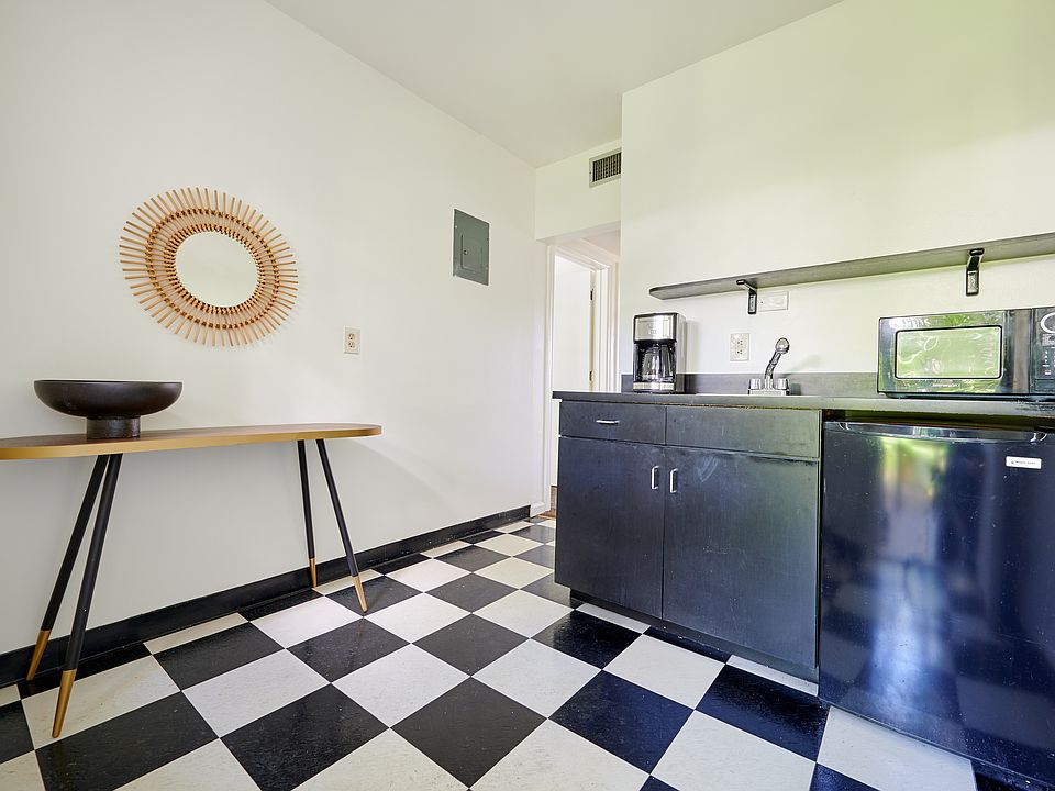 1st image of 211 N Lucerne Cir #39357