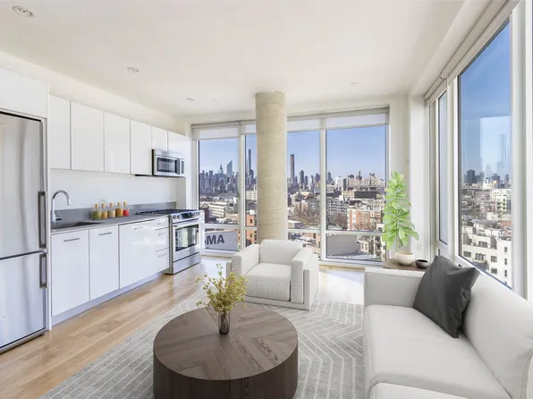 22-22 Jackson Avenue image 1 of 9