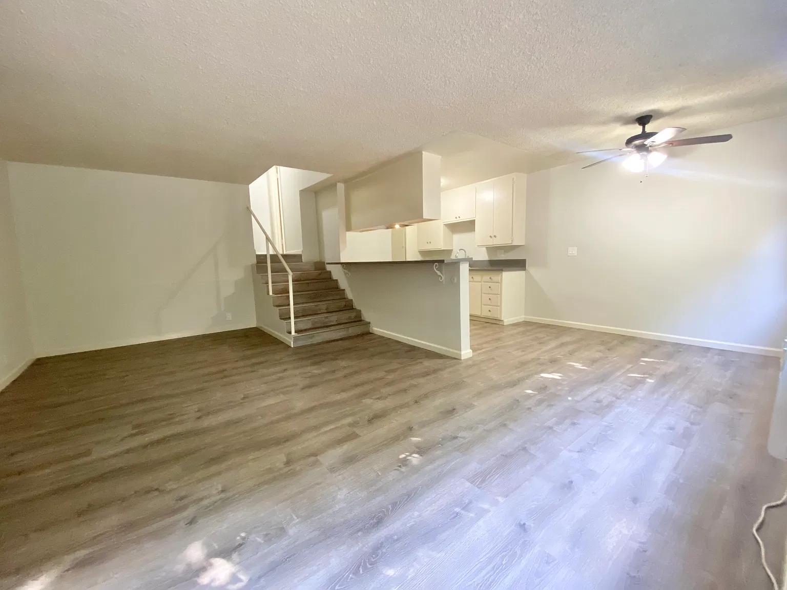 1 bed, 600 sqft, $1,945 — Photo 4