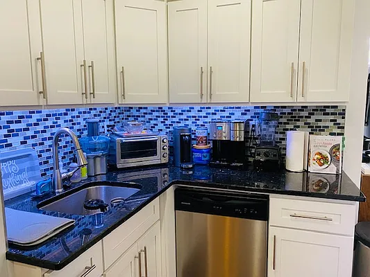 Rented by Bank Neary | media 14