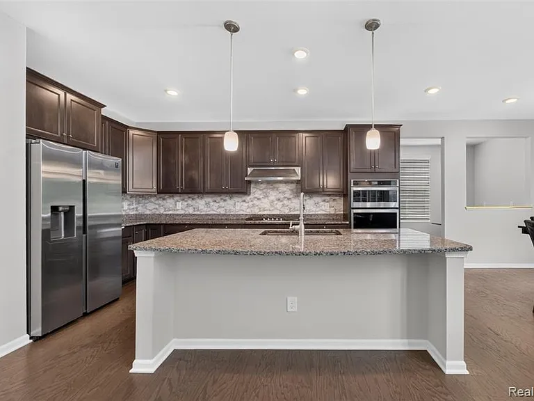 4160 Walcott Dr — Photo 7