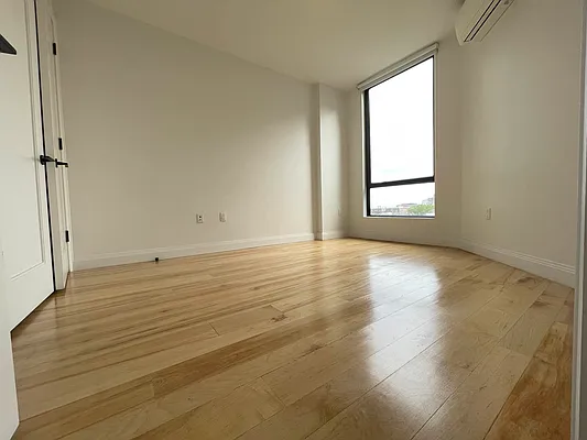 Rented by Premier One Realty LLC | media 20