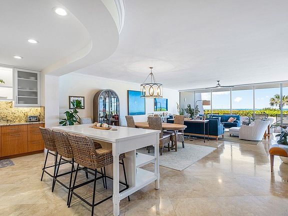 5th image of 2001 SE Sailfish Point Boulevard #105