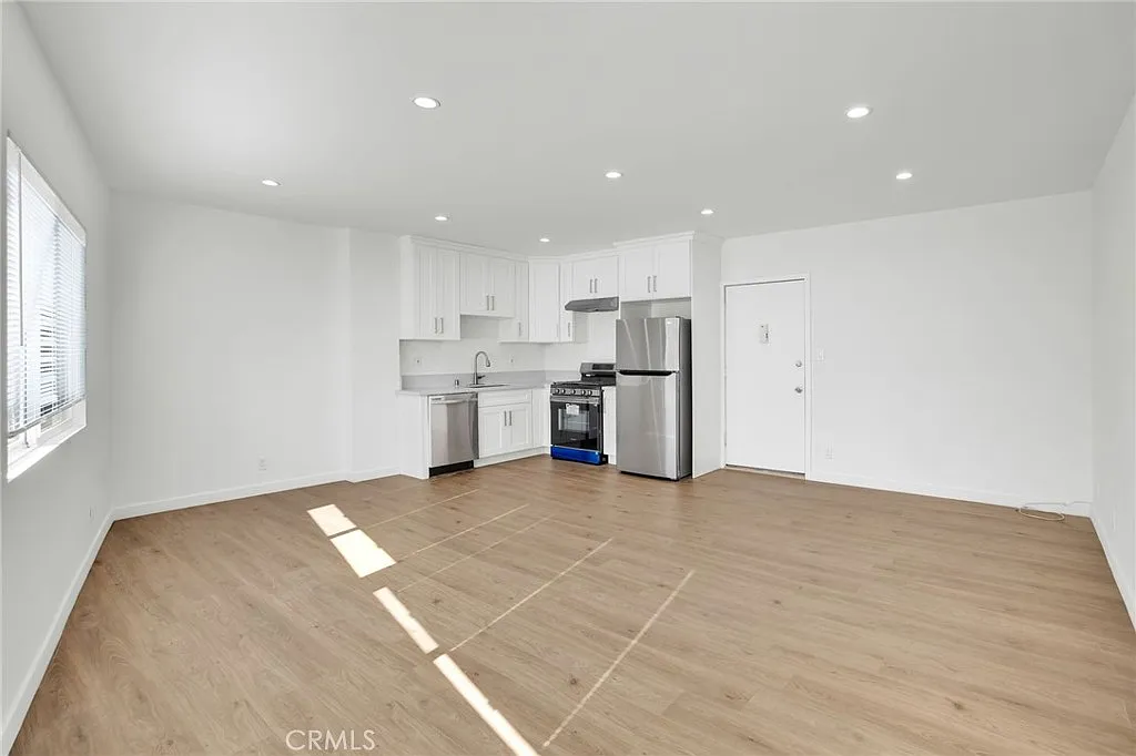 1 bed, 700 sqft, $2,500 — Photo 4