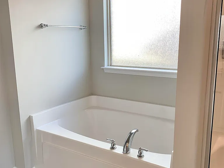 223 Ivyleaf Dr — Photo 14