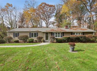 116 Williamsburg Dr, Monroe, CT 06468