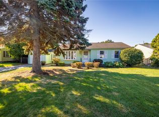 275 Barmont Dr, Rochester, NY 14626