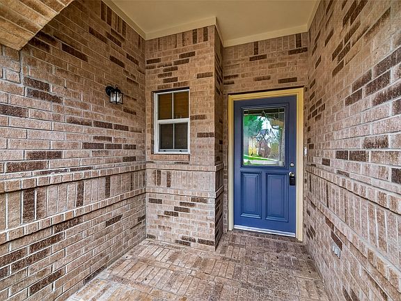 2nd image of 2419 Soledad Ridge Dr