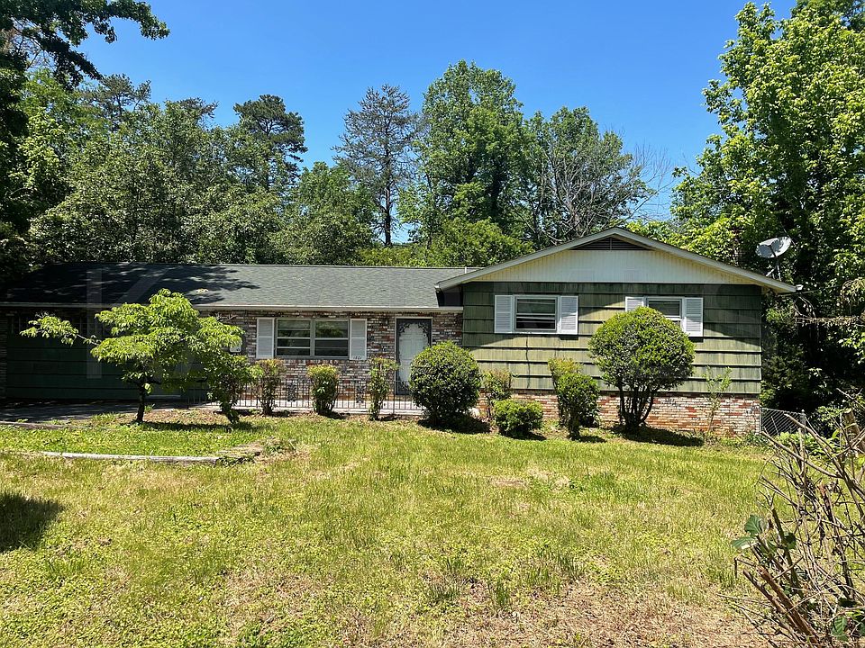 1st image of 1801 S Hills Dr
