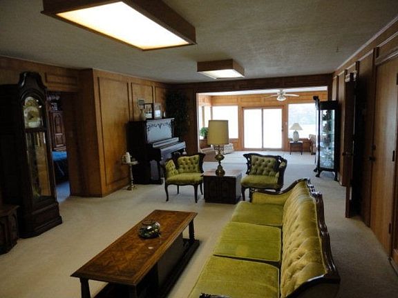 2nd image of 12733 Campacuas Dr