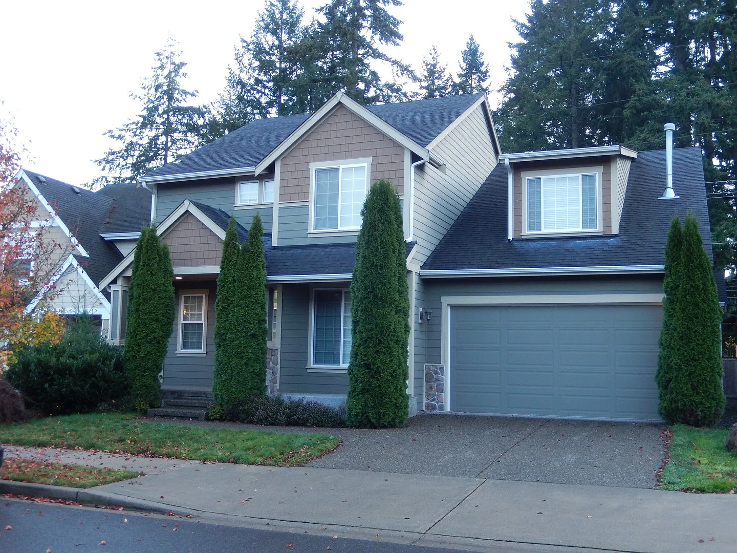 Spacious Home in Desirable Fircrest — Photo 1