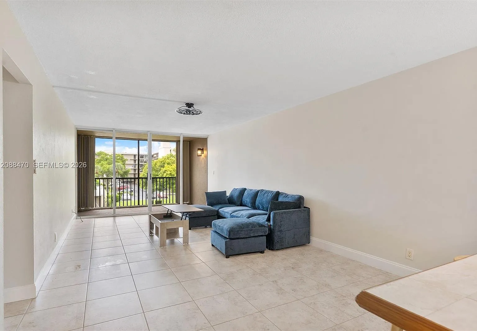 Boca Bayou Condo — Photo 2