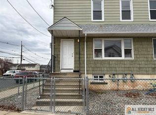 1 Hudson St, Carteret, NJ 07008