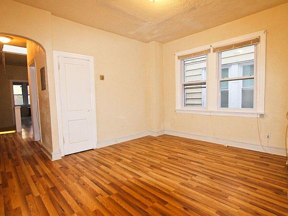 2nd image of 6509 Germantown Ave Floor 2