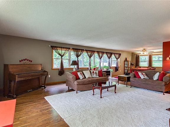 3rd image of 215 S Gaskill St