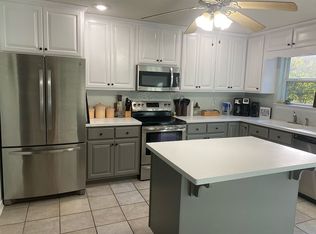 3320 Willow Dr, Crestview, FL 32539