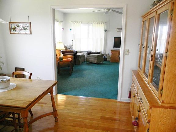 2nd image of 156 Dogwood Dr