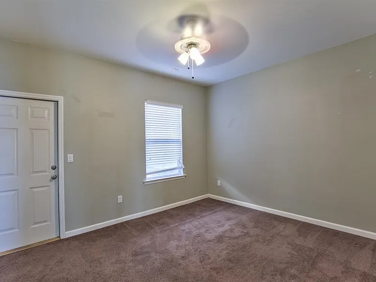 1956 Corvallis Ave #1956 — Photo 14