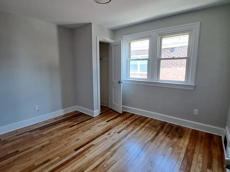 1802 Maple St #1 — Photo 9