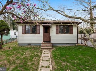 213 Robin Rd, Millville, NJ 08332