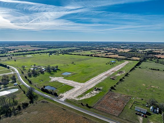 4th image of 50 Private Road 33265