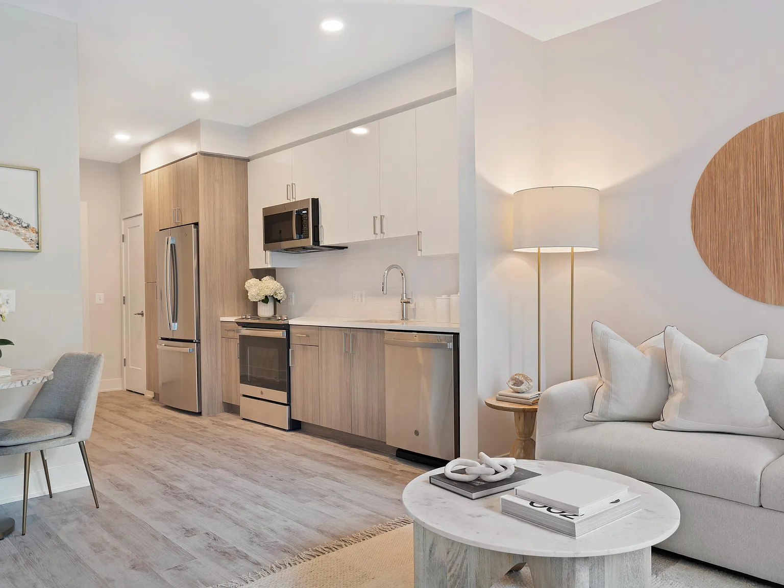 Westmont Apartments — Photo 4