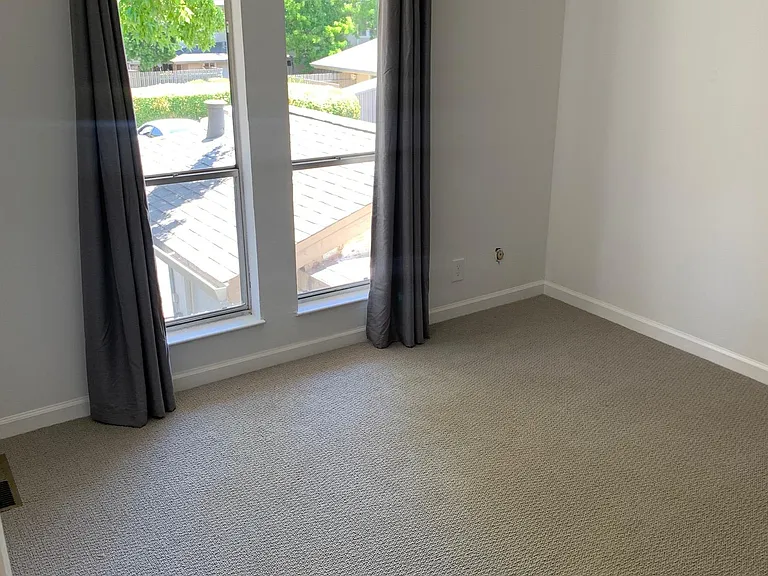 170 Roundtree Blvd — Photo 12