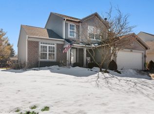 374 Mallard Ln, Sugar Grove, IL 60554